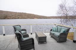 Entire Lakefront House on Pattagansett