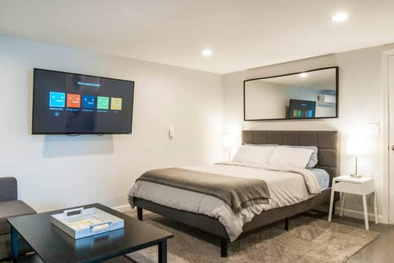 Modern Studio in Heart of Downtown Mystic
